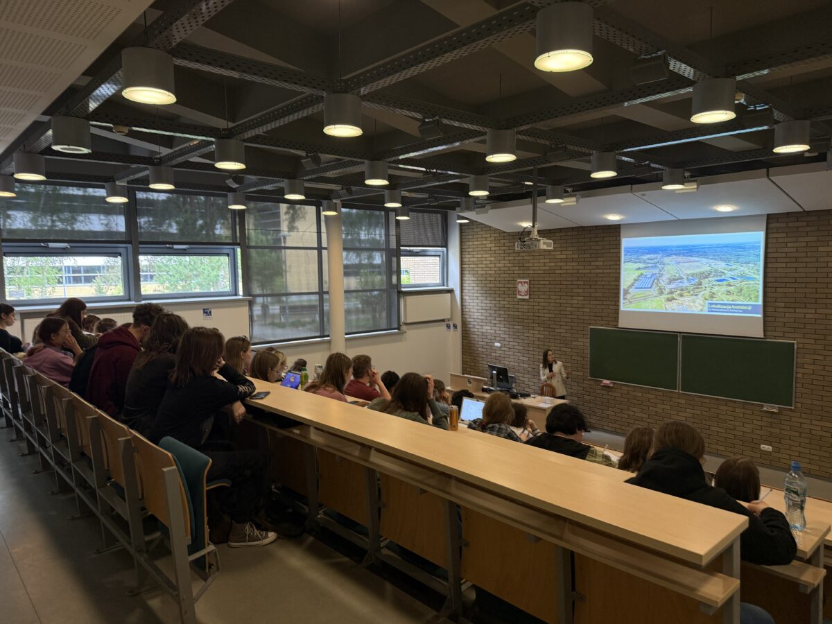 studenci podczas wykładu